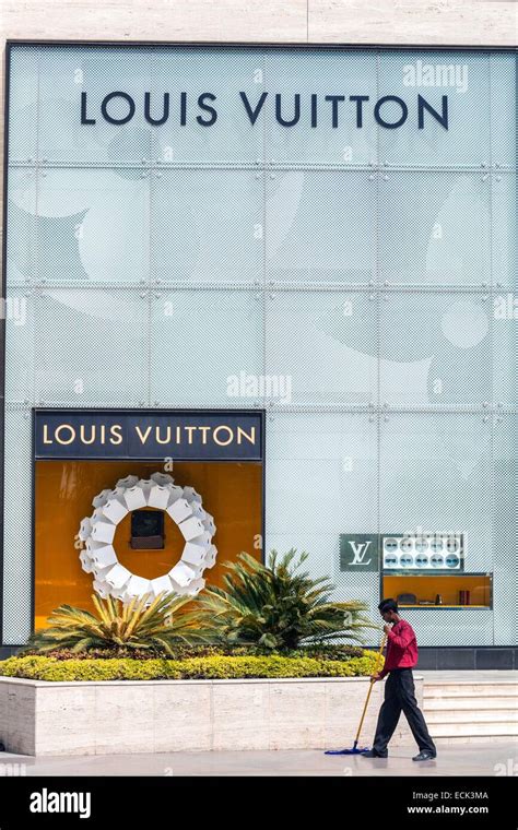 louis vuitton new delhi 2 emporio photos|Louis Vuitton dlf place.